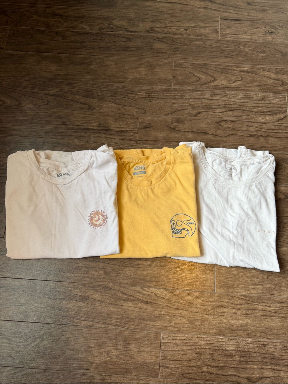 Vans & Roxy Graphic Tee Bundle – Women’s Medium (3 pcs)